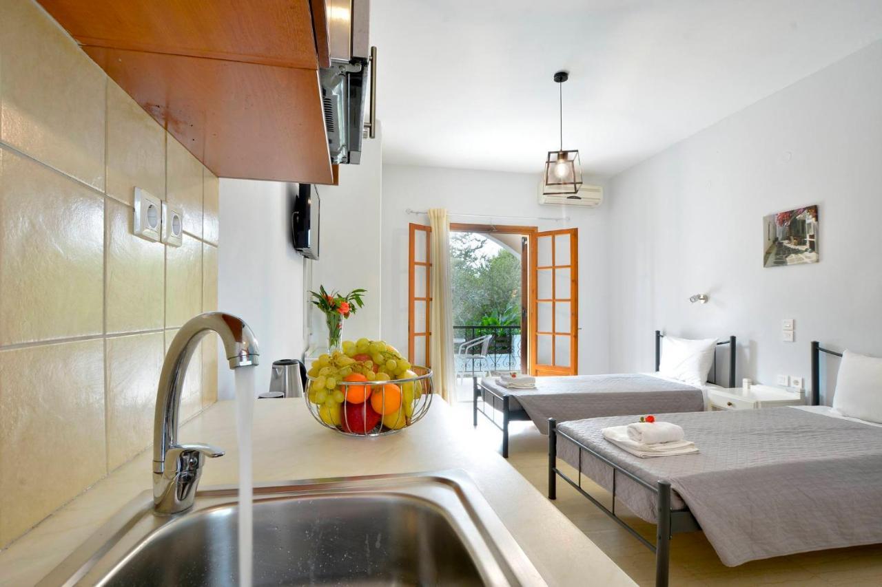 Kalliopi Apartments Roda  Zewnętrze zdjęcie